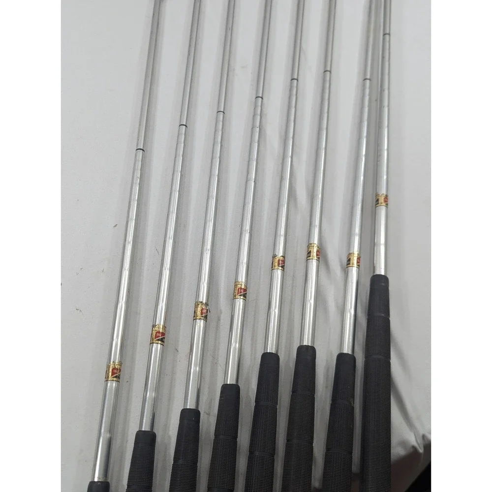 Right Handed Vintage Wilson Staff Dynapower Irons 2,‎ 4, 5, 6, 7, 8, 9,   37